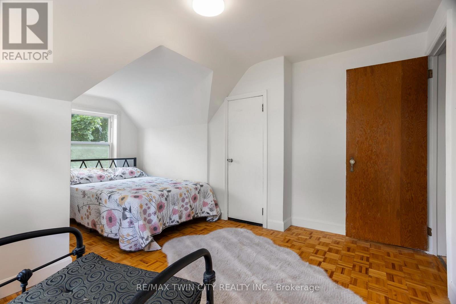 1099 UNION STREET - Image 30