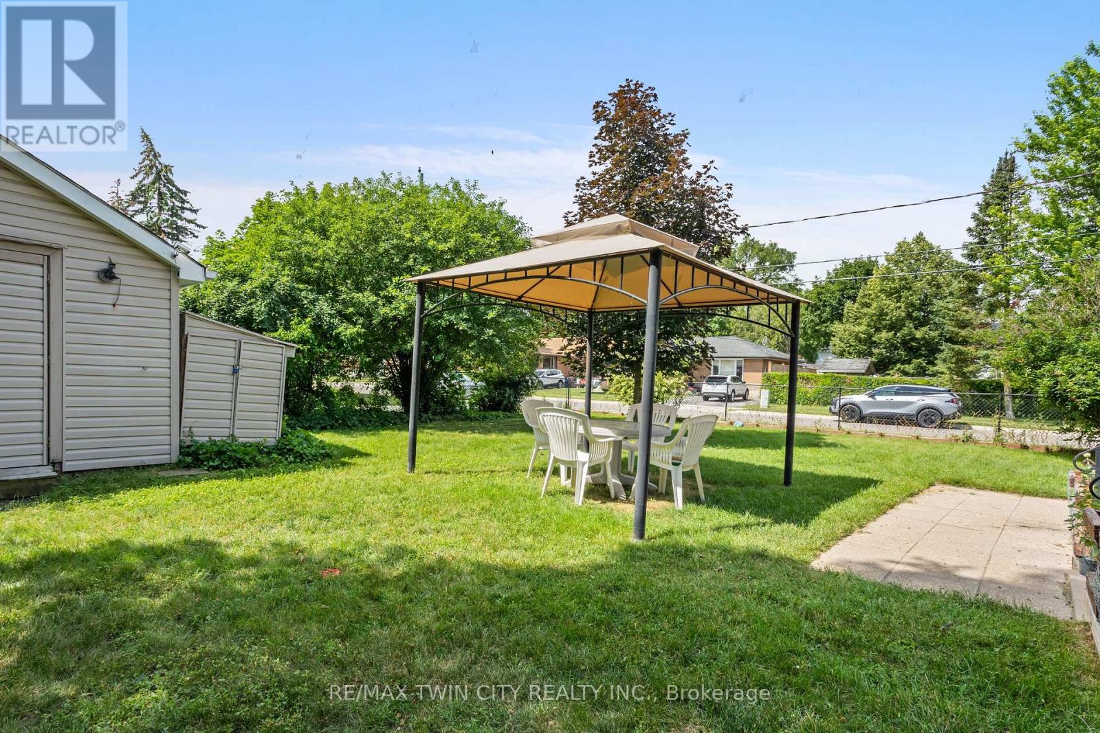 1099 UNION STREET - Image 42