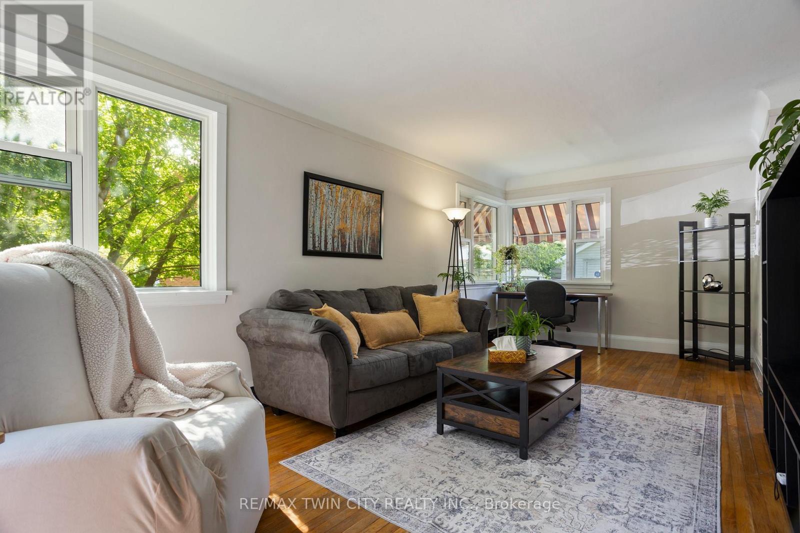 1099 UNION STREET - Image 5