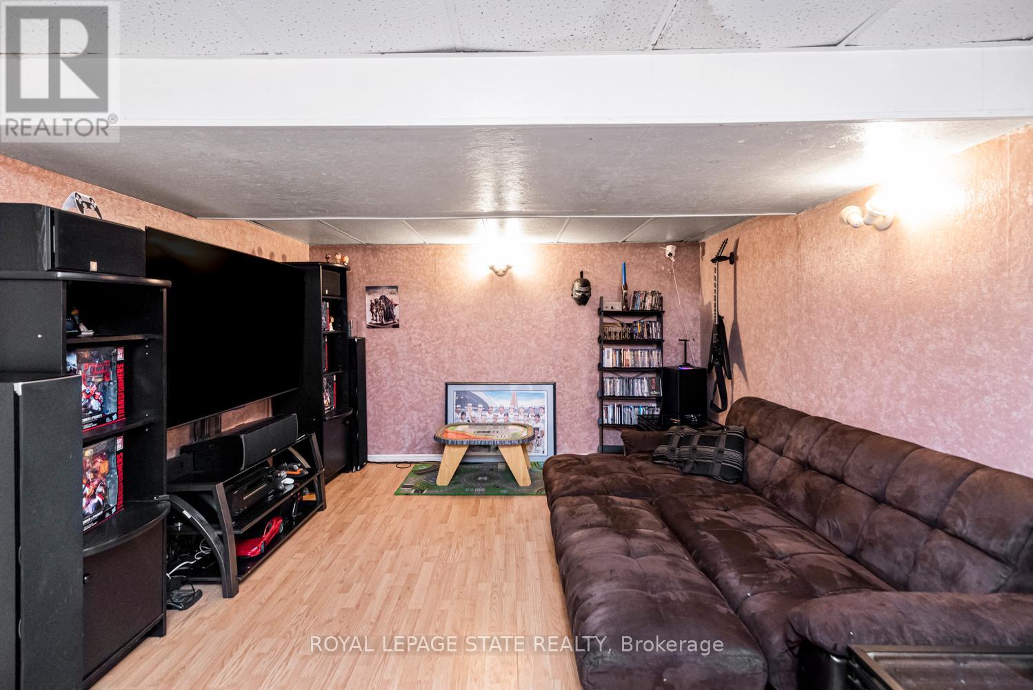 127 TERNI BOULEVARD - 34