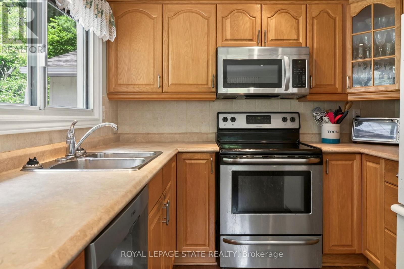 47 WITHERSPOON STREET - 17