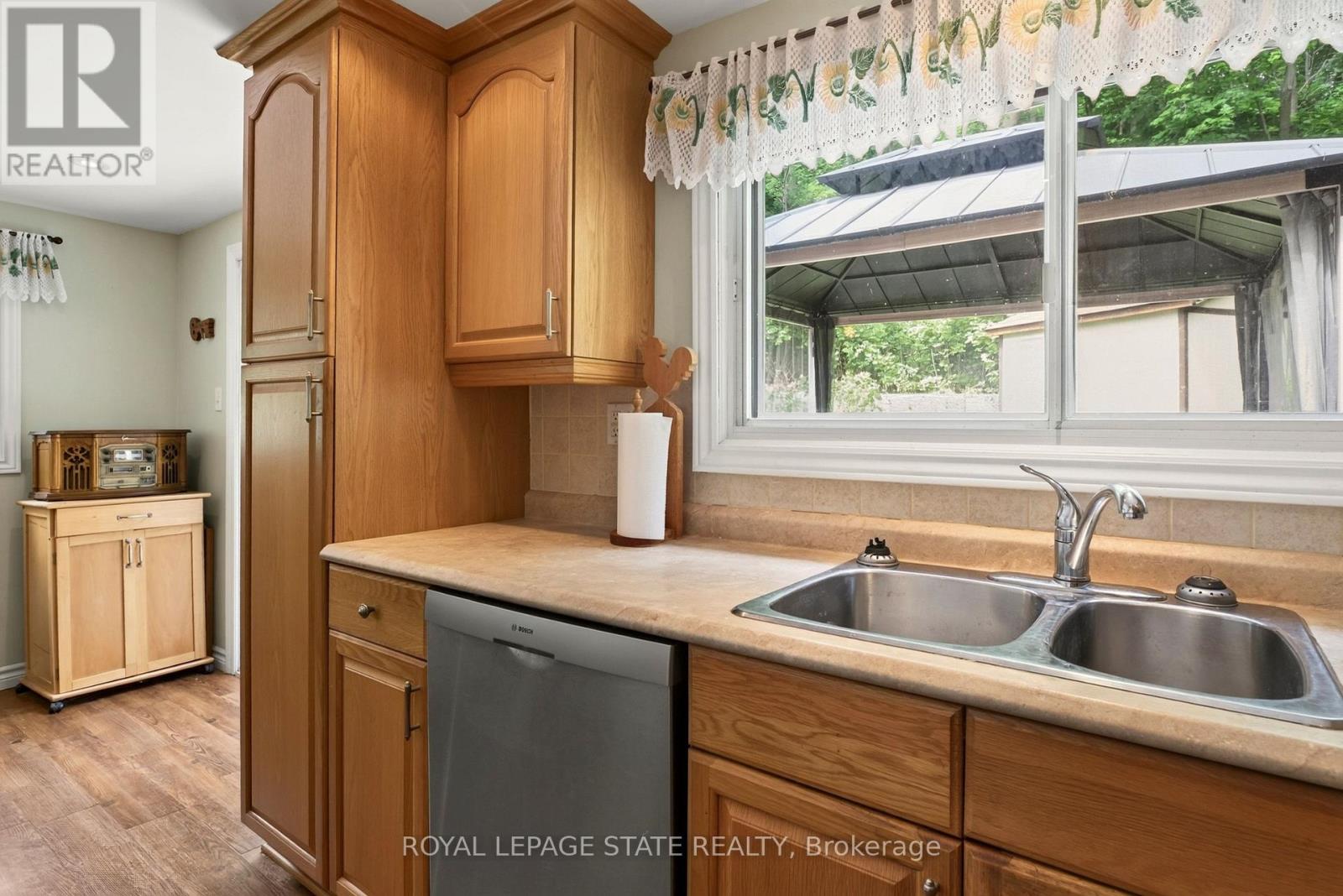 47 WITHERSPOON STREET - 20