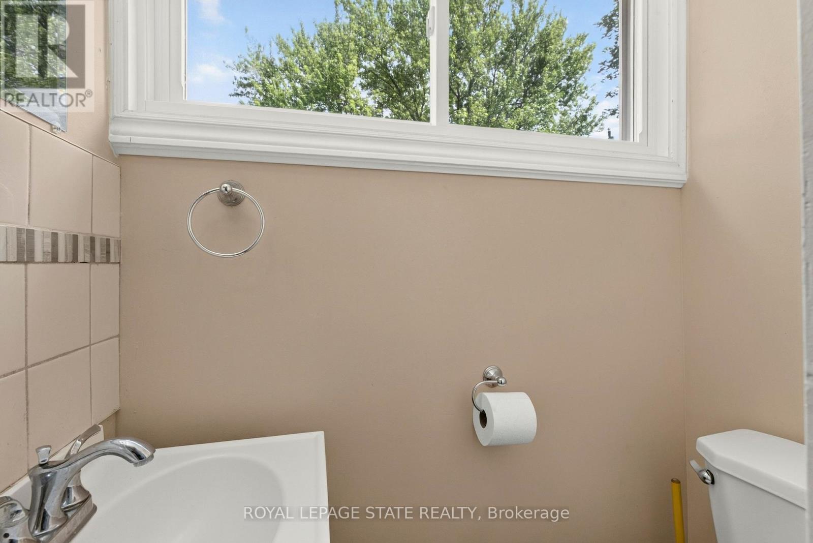 47 WITHERSPOON STREET - 34
