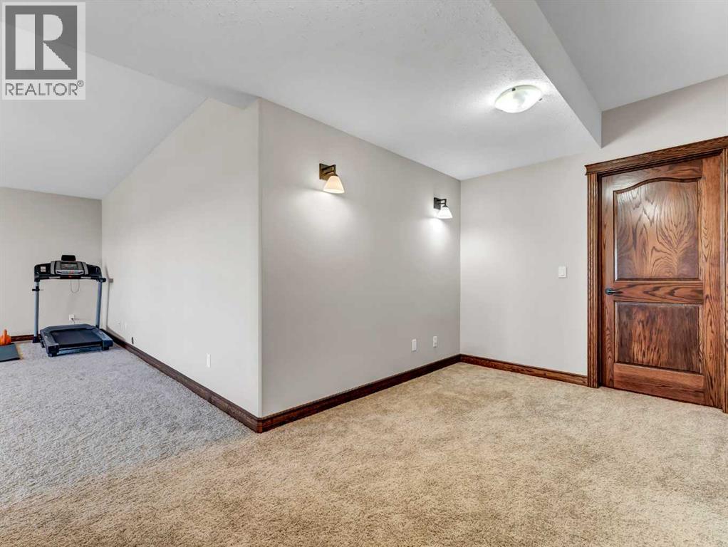 16 Palisades Mews NE - 22