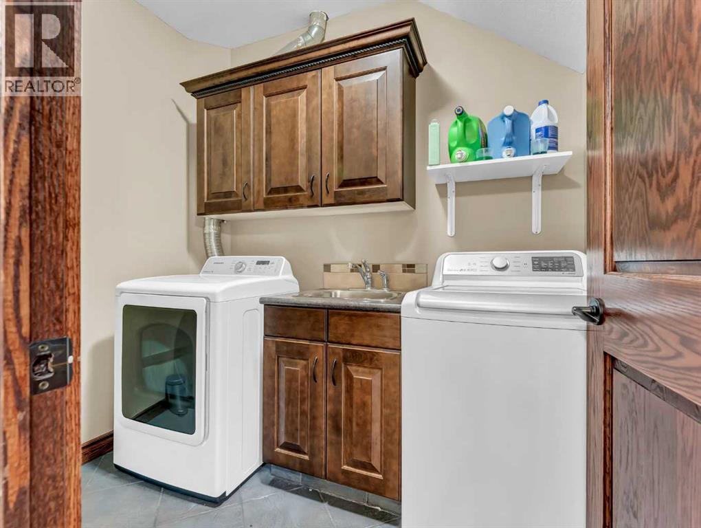 16 Palisades Mews NE - 30