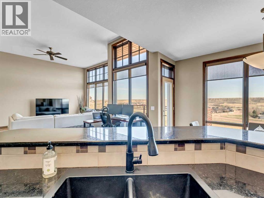 16 Palisades Mews NE - 15