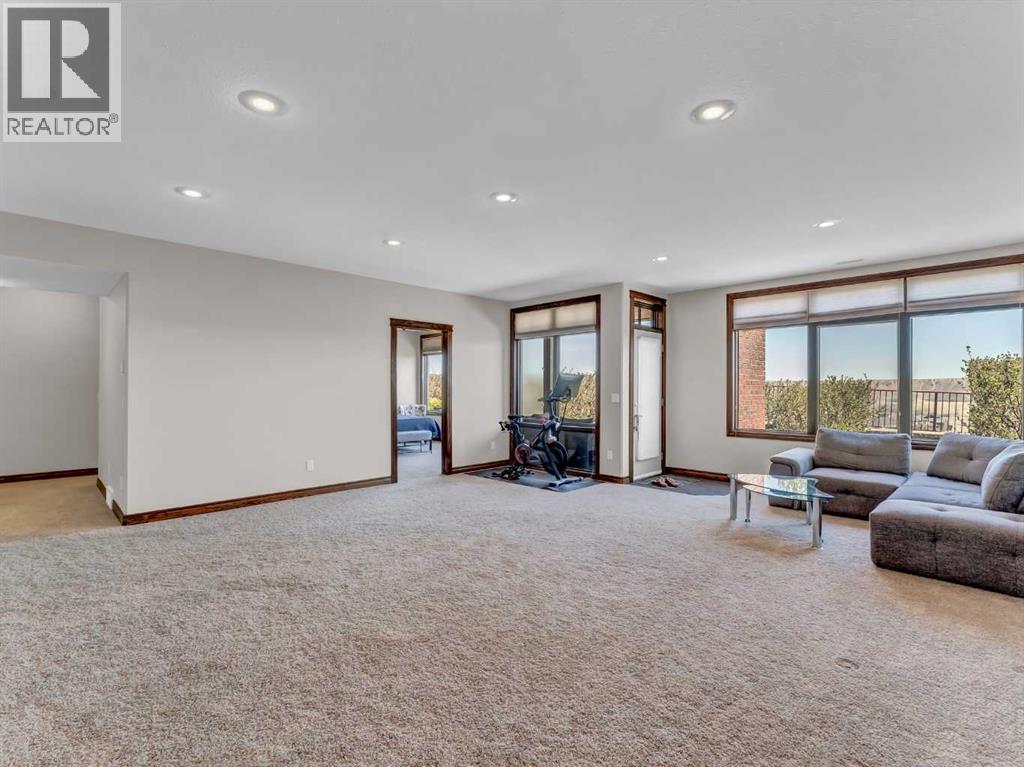 16 Palisades Mews NE - 24
