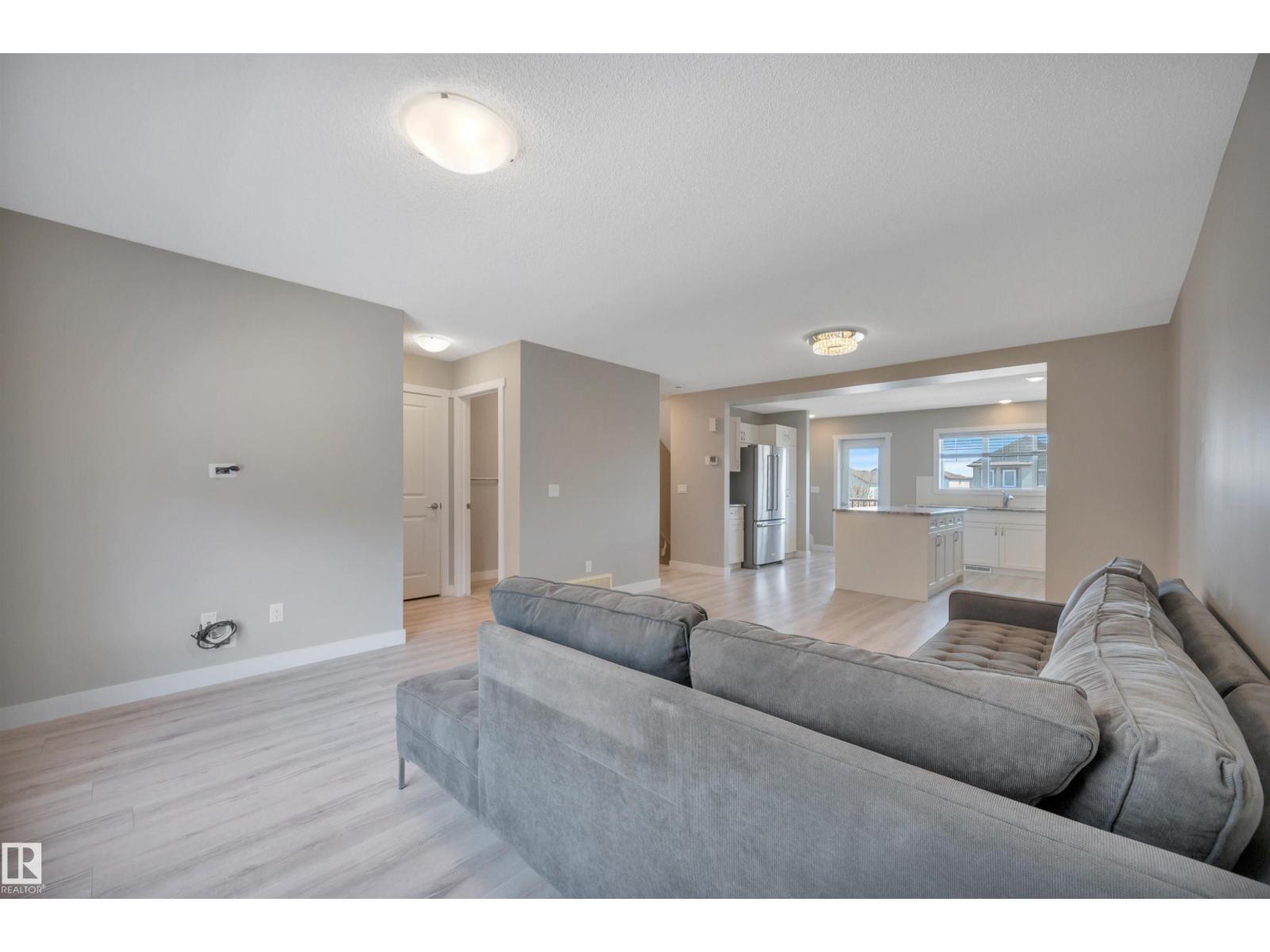 #8 1530 TAMARACK BV NW - 22