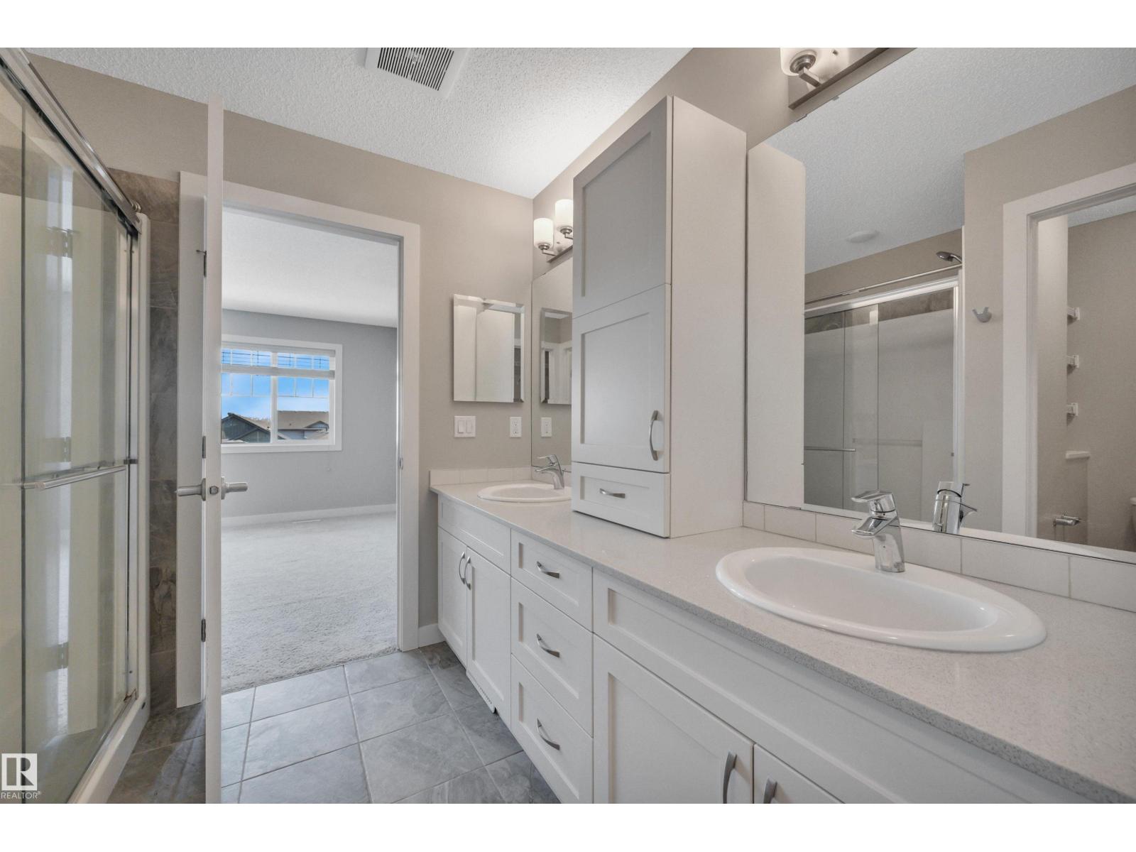 #8 1530 TAMARACK BV NW - 32