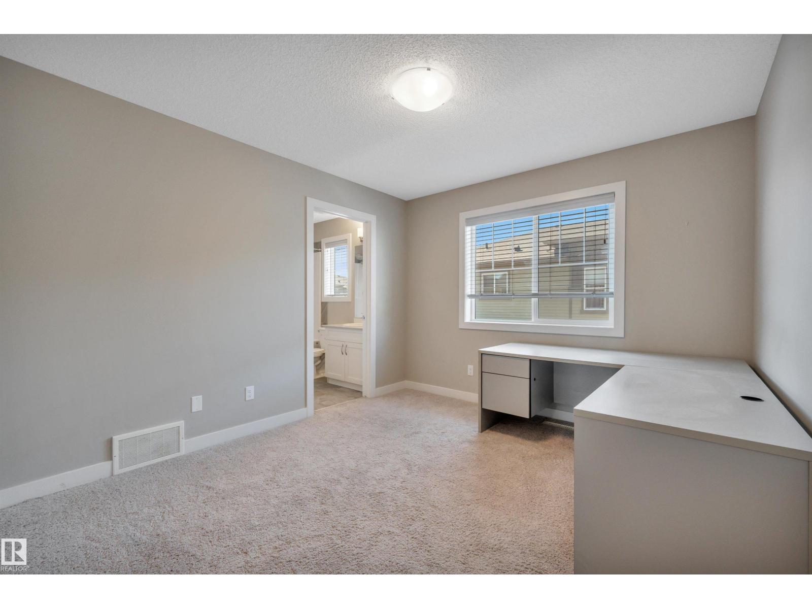 #8 1530 TAMARACK BV NW - 33