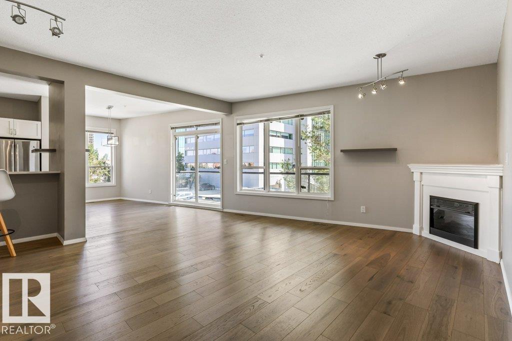 #202 10033 110 ST NW - 5