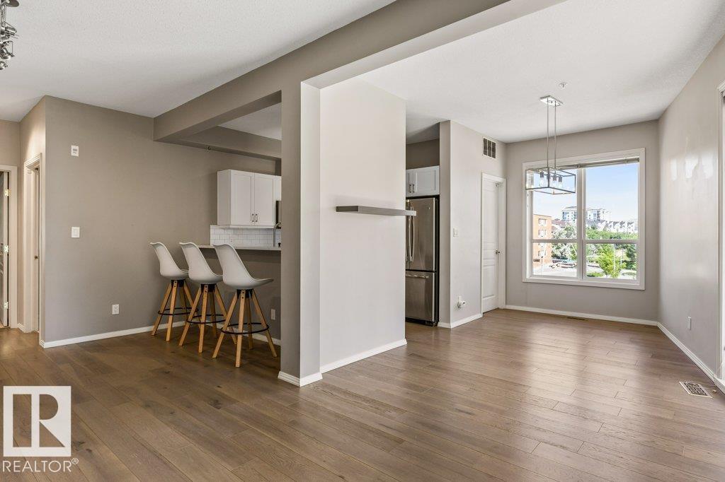 #202 10033 110 ST NW - 8