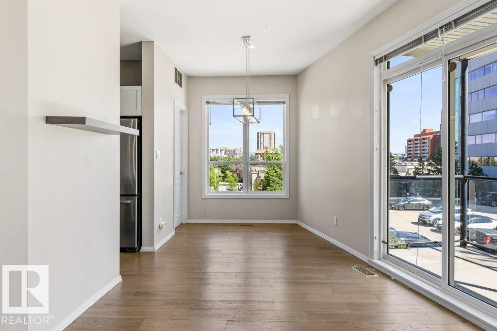 #202 10033 110 ST NW - 9