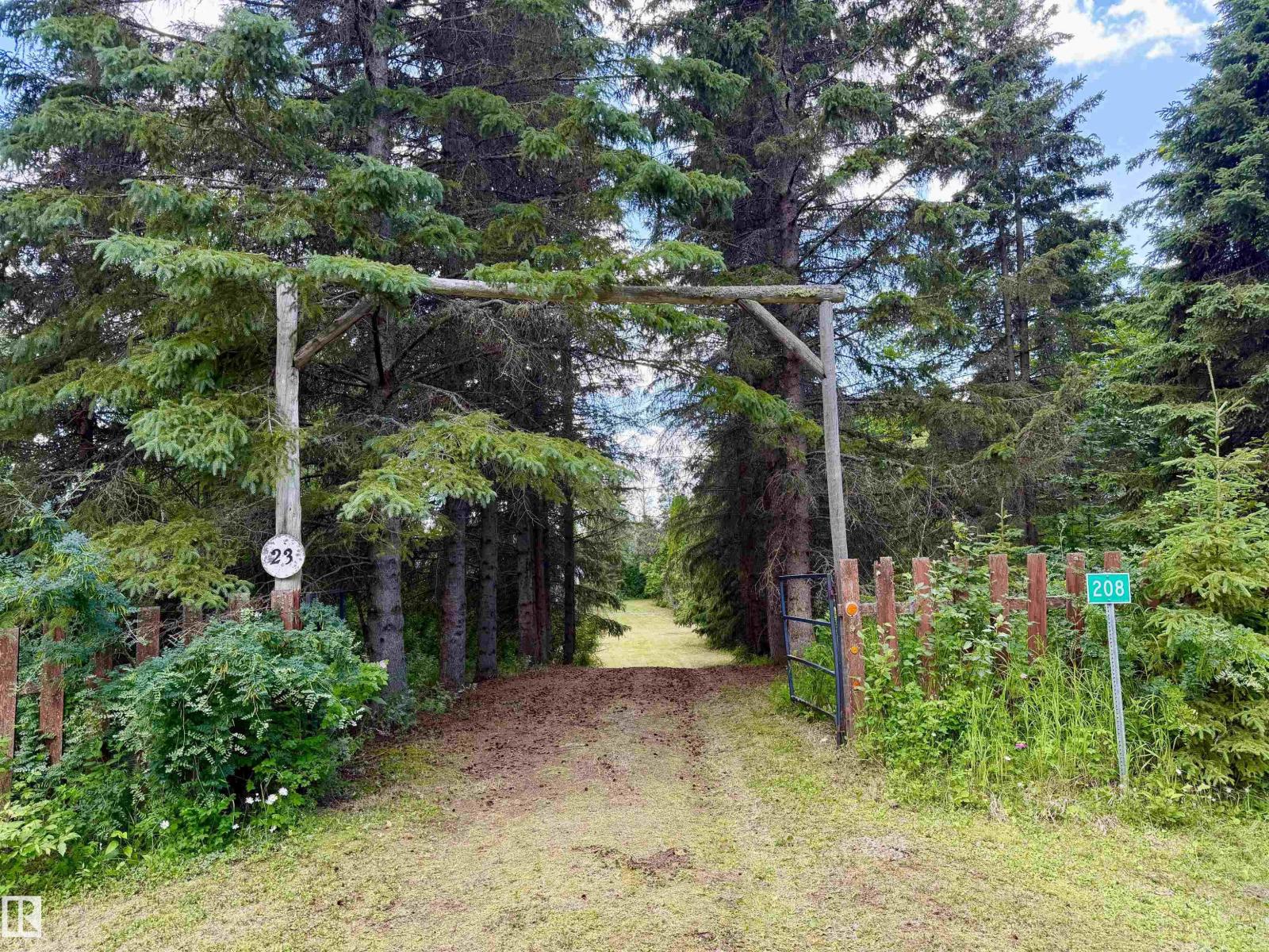 208 60118 Secondary Highway 867 - 29