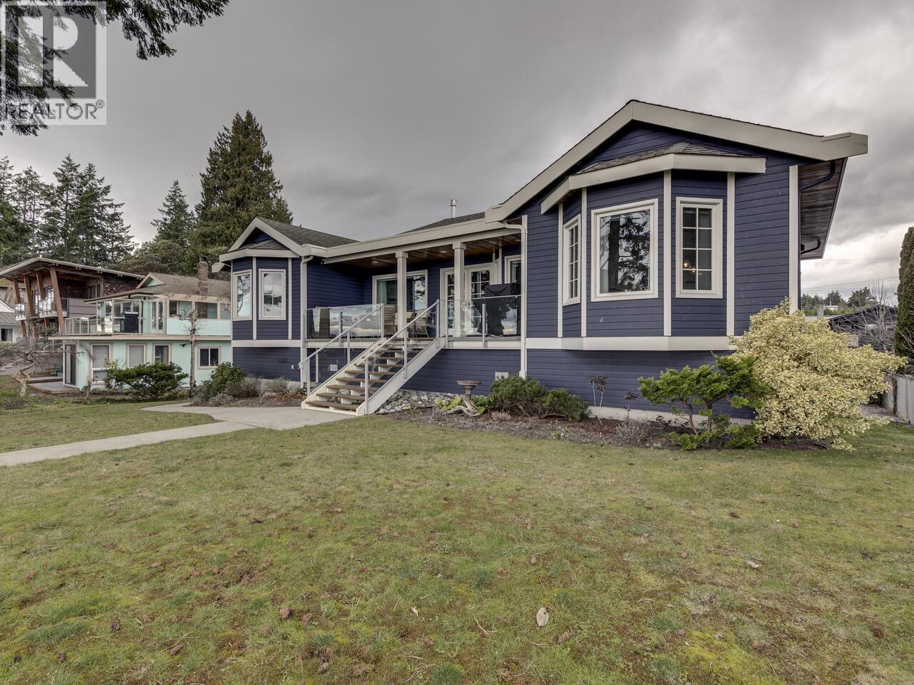 5791 WINDWARD LANE, Sechelt