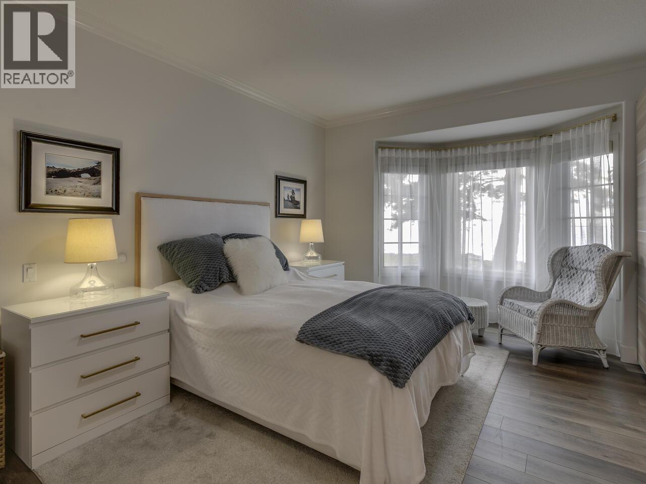 5791 WINDWARD LANE, Sechelt
