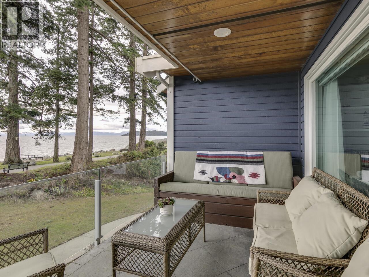 5791 WINDWARD LANE, Sechelt