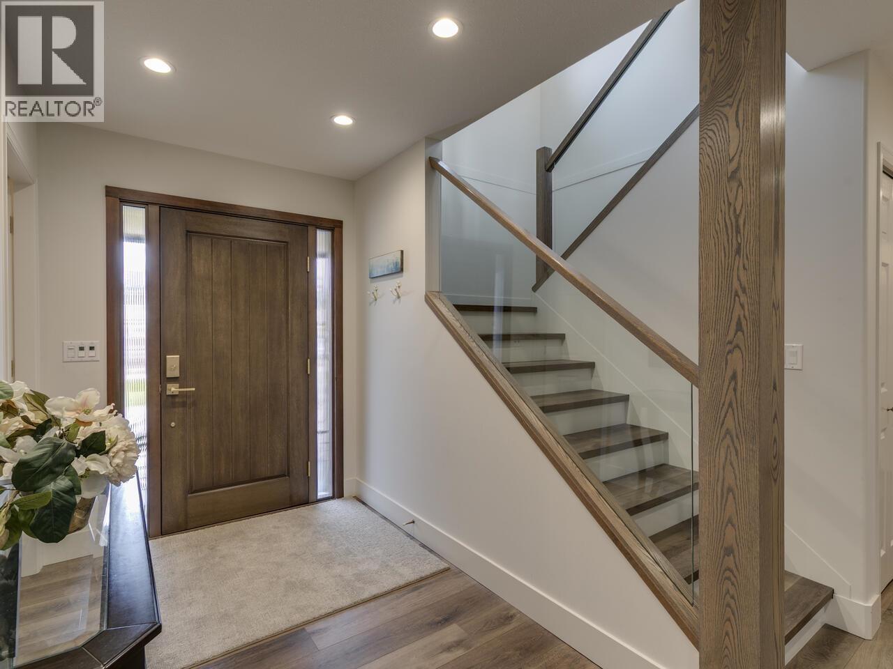 5791 WINDWARD LANE, Sechelt