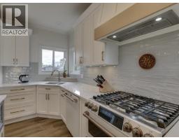 5791 Windward Lane, Sechelt, BC V0N3A0 Photo 19