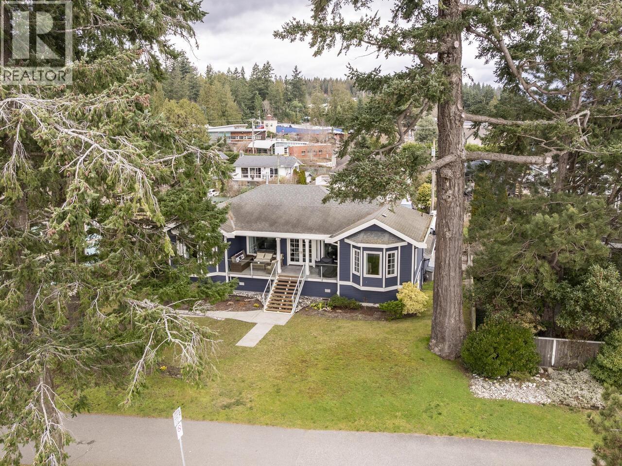 5791 WINDWARD LANE, Sechelt