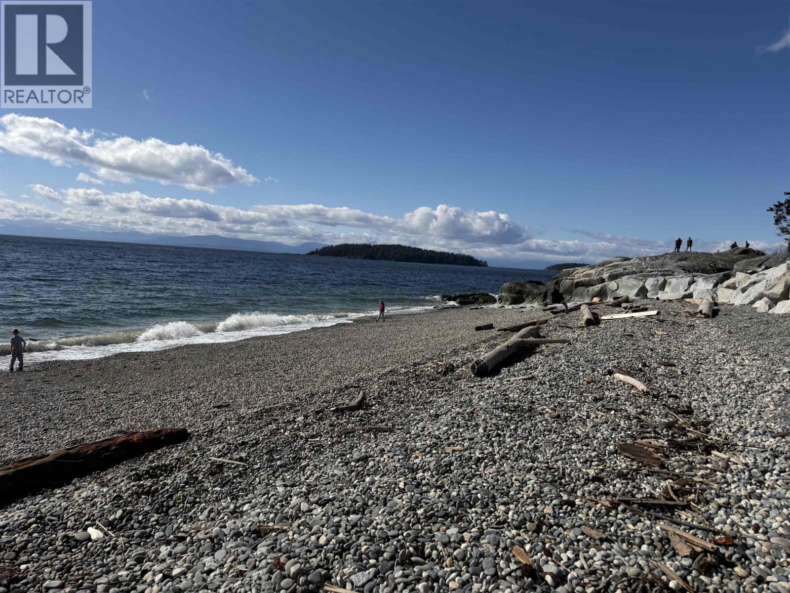 5791 WINDWARD LANE, Sechelt