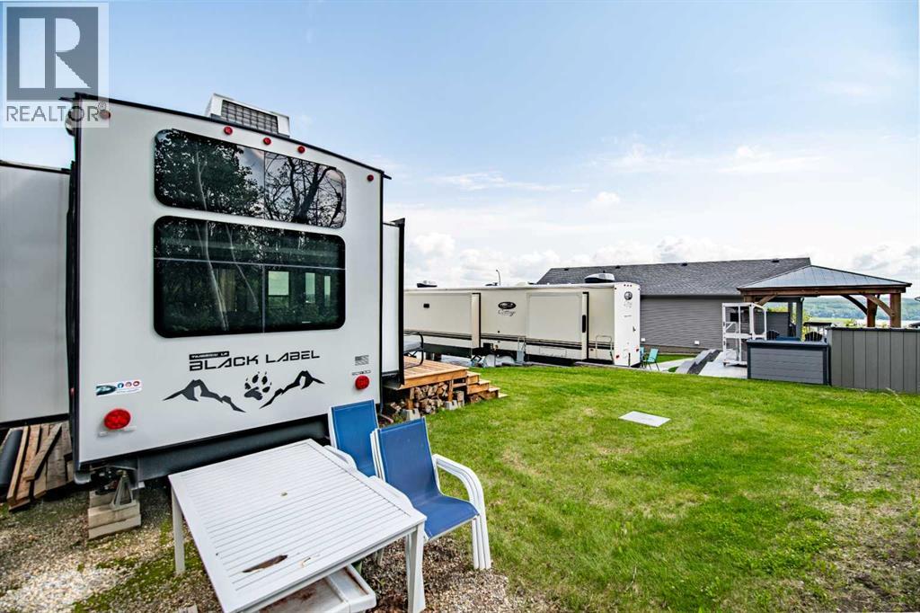 25054 South Pine Lake Road, Rural Red Deer County