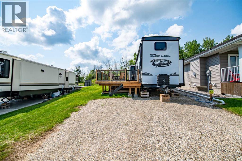 25054 South Pine Lake Road, Rural Red Deer County