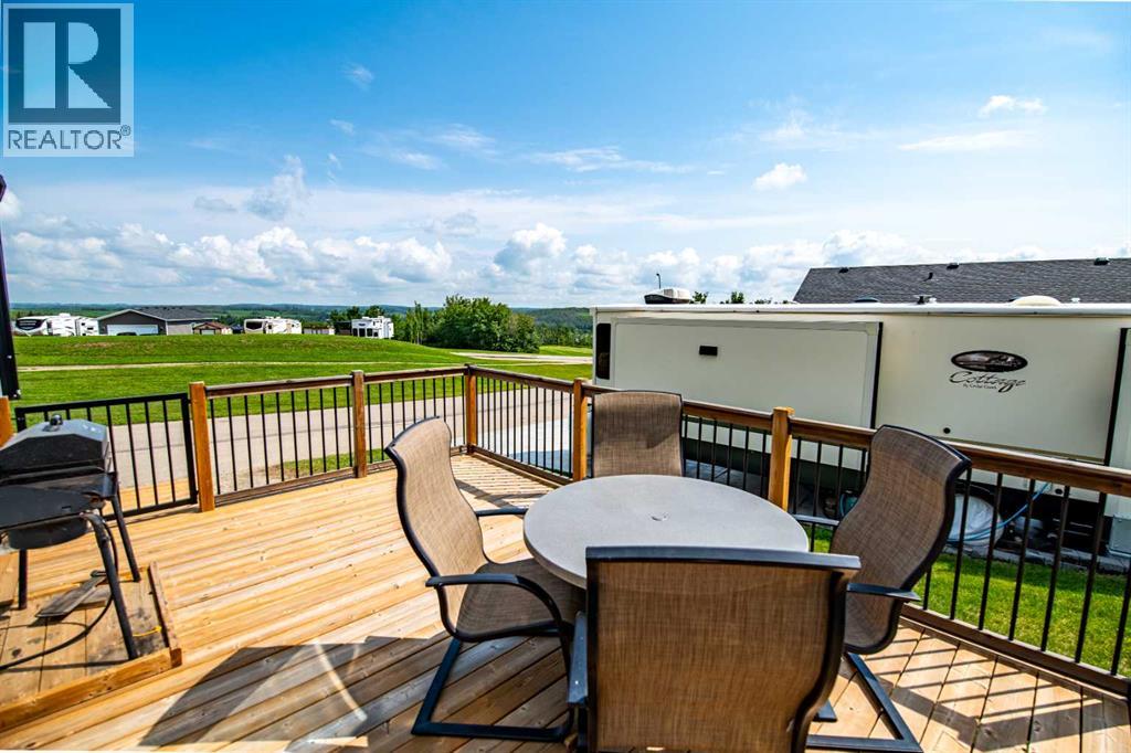 25054 South Pine Lake Road, Rural Red Deer County
