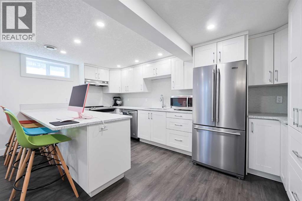 4027 19 Street NW - 18