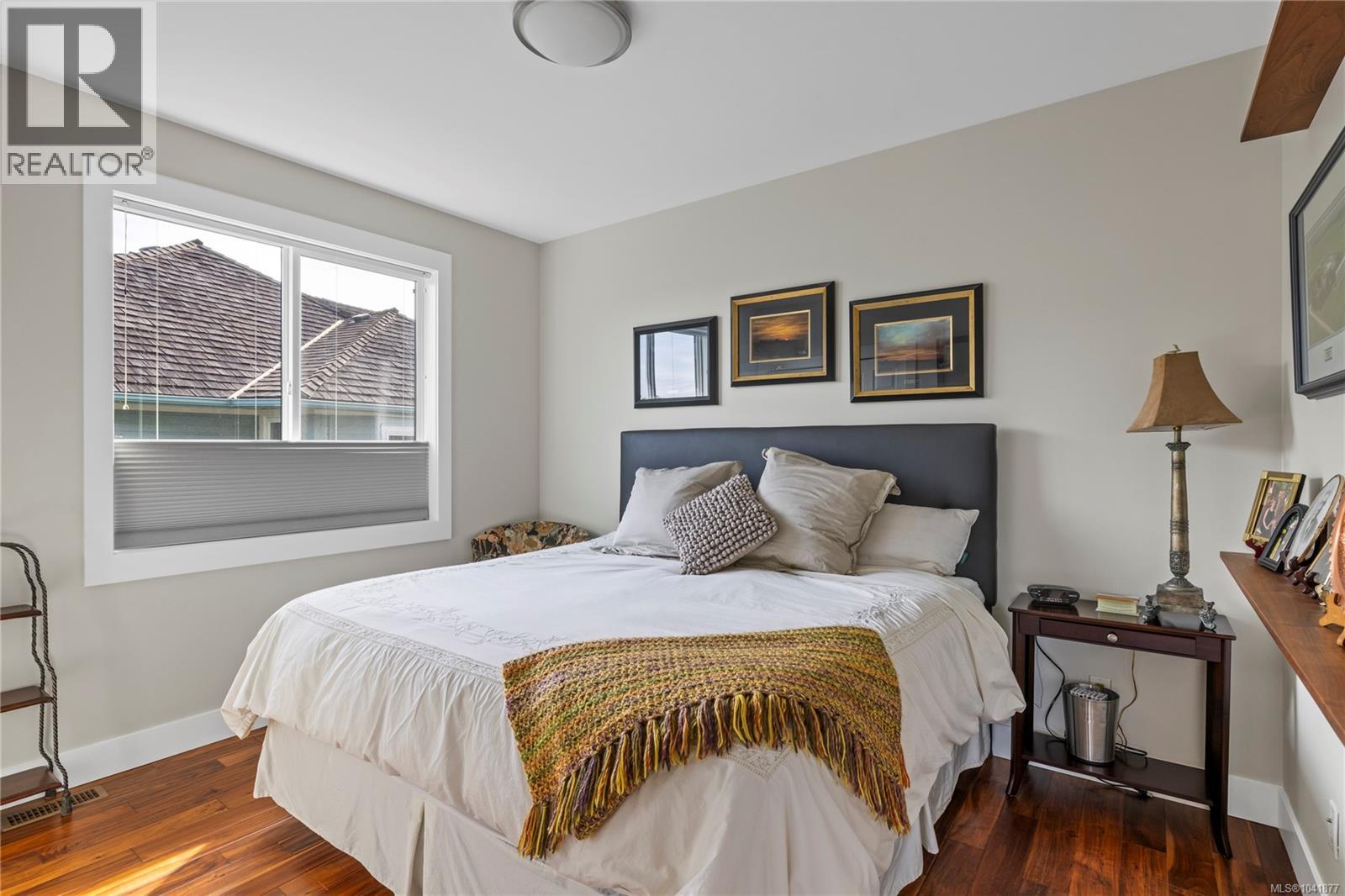 1784 Admiral Tryon Blvd - 35