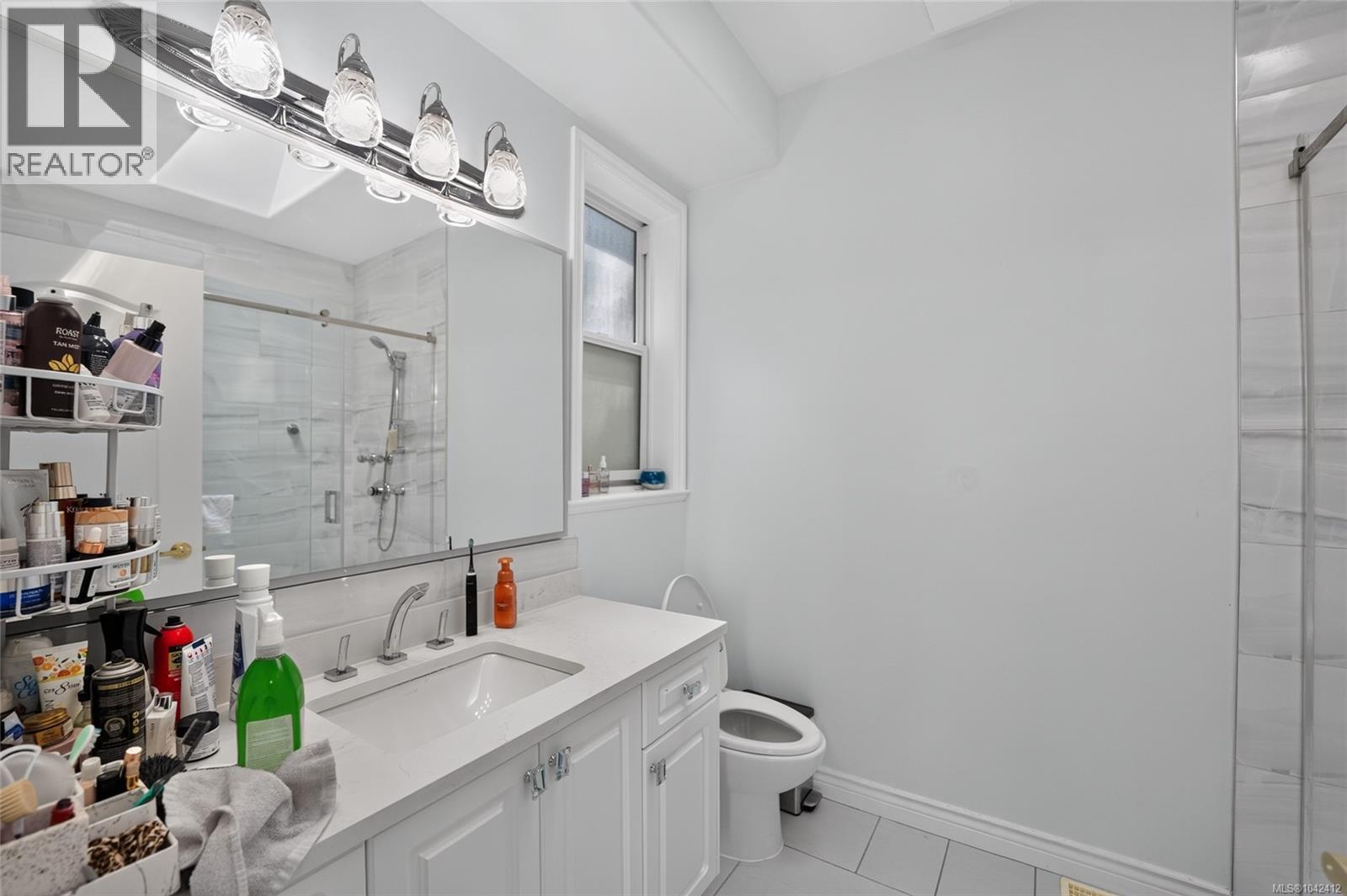 6093 Chippewa Rd - 31