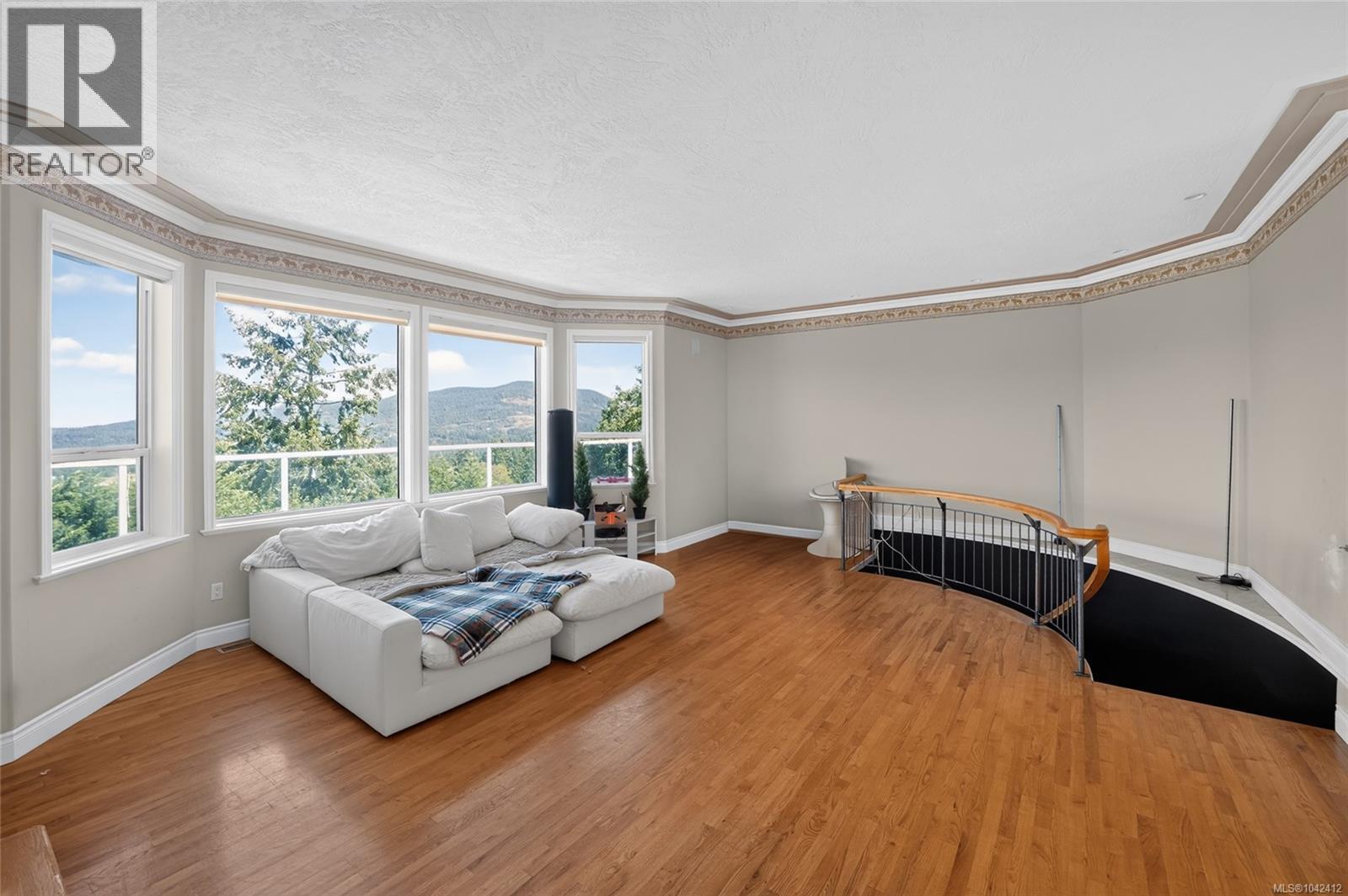 6093 Chippewa Rd - 14