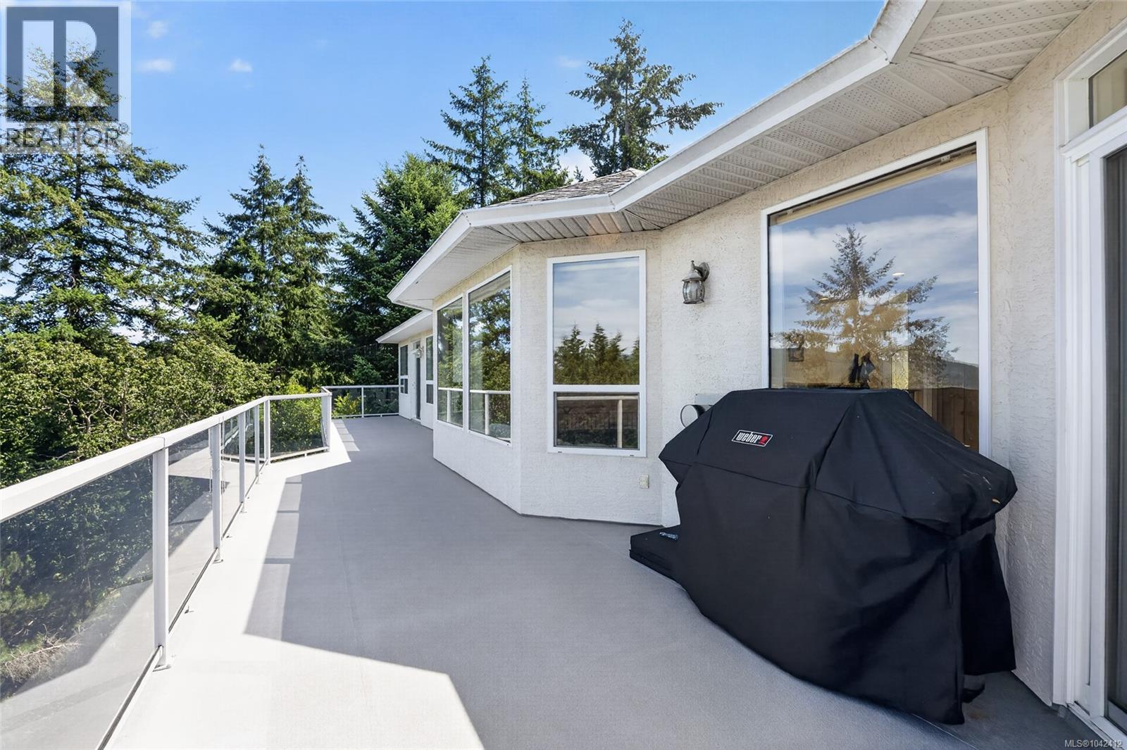 6093 Chippewa Rd - 22