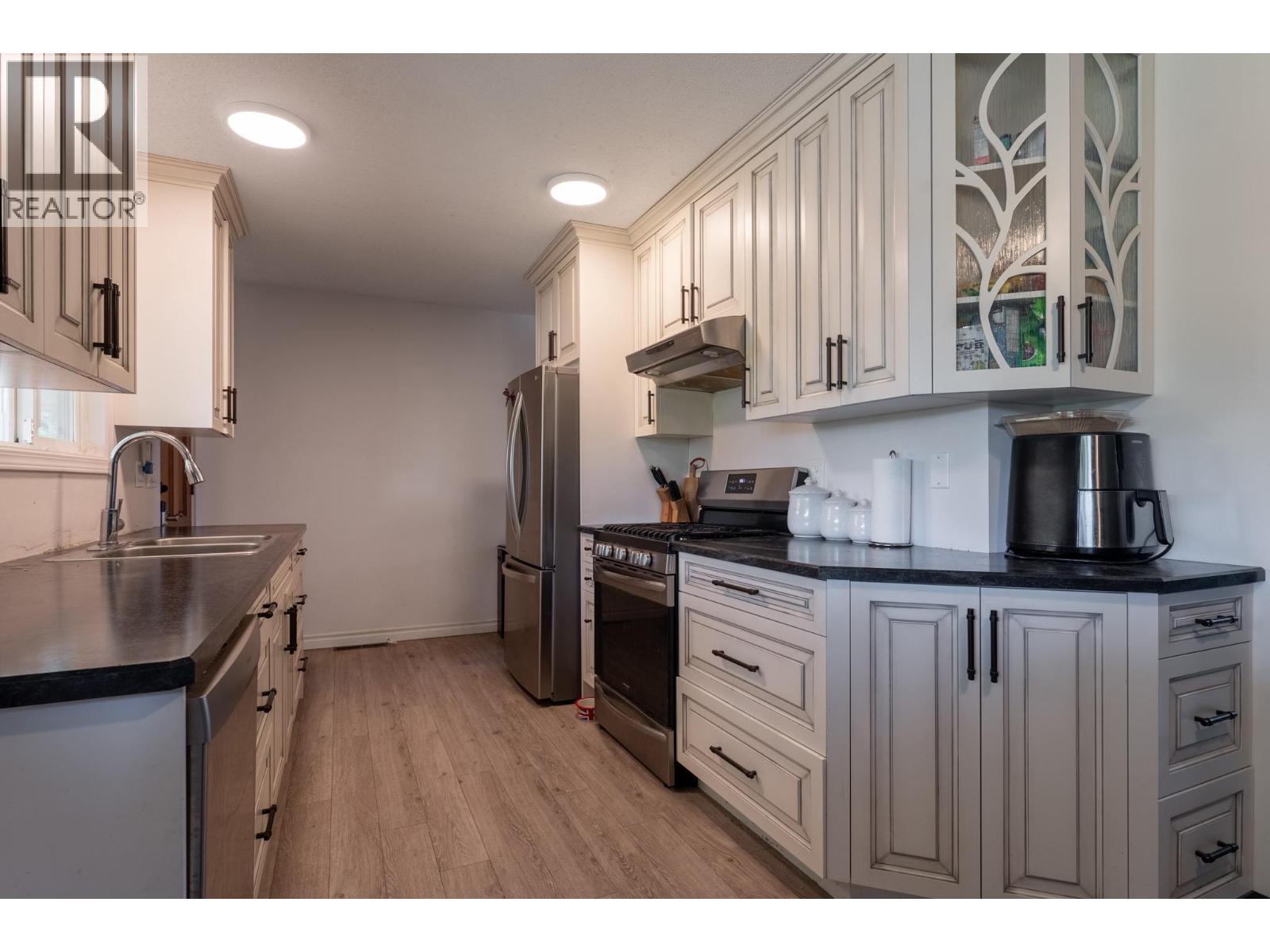 500 Mallach Road - 2