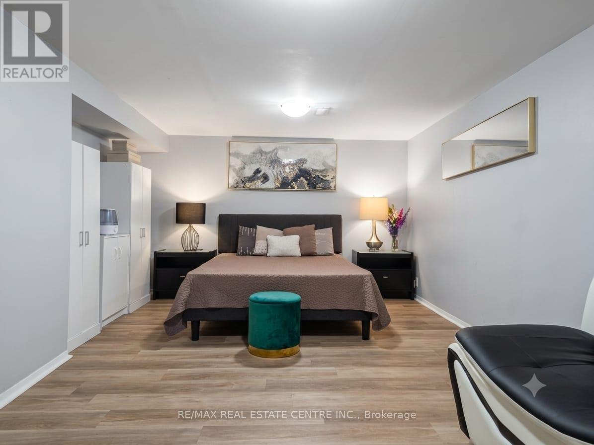 401 ELGIN STREET E - 36