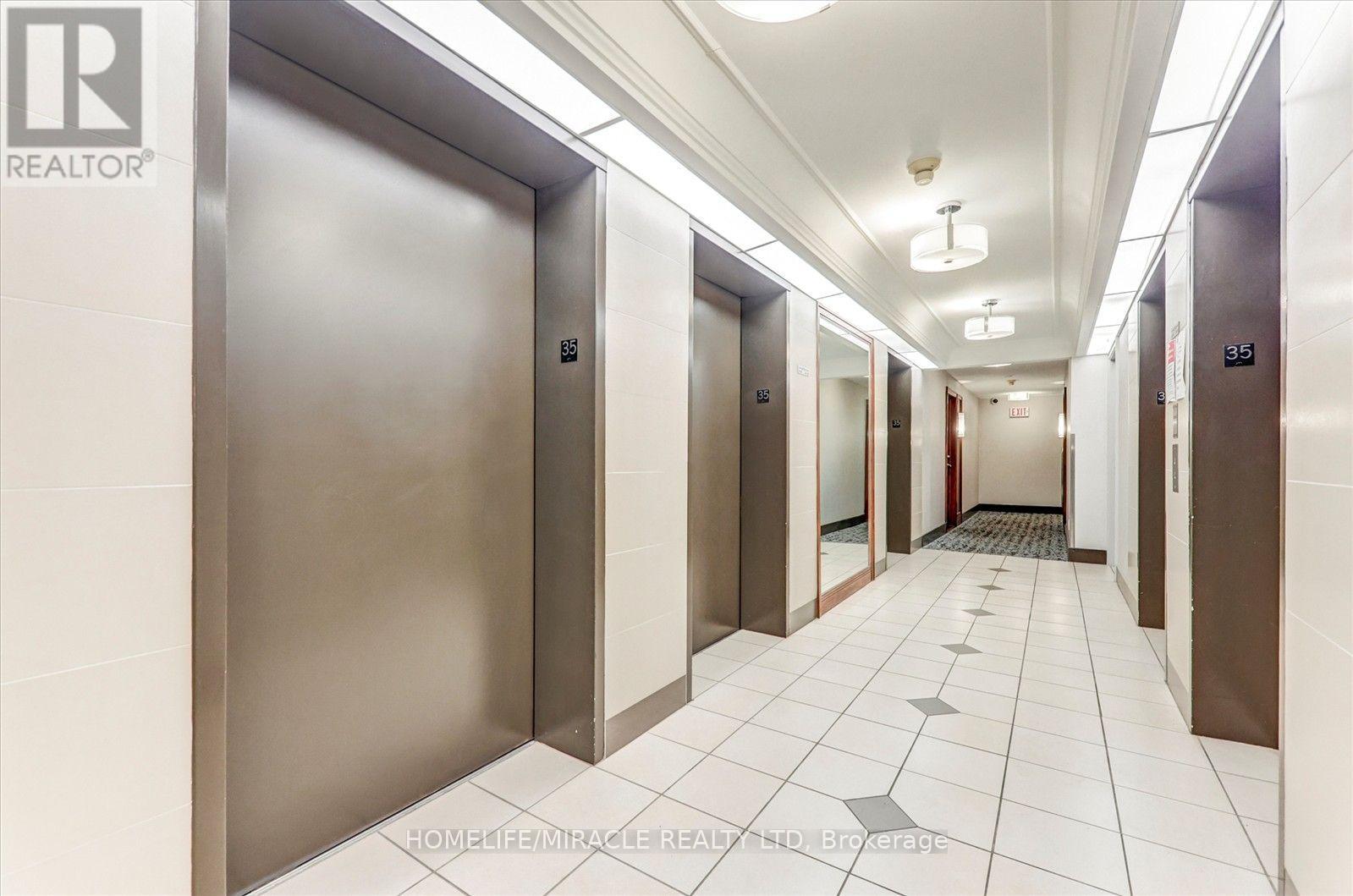 #3521 68 CORPORATE DRIVE - Image 14