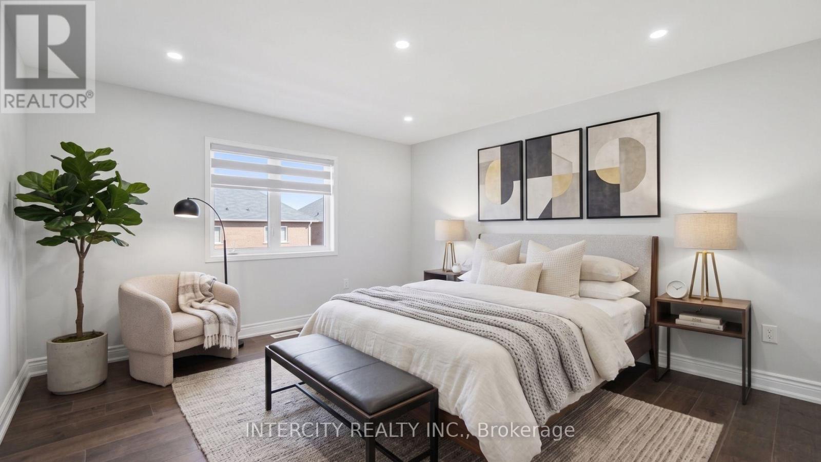 55 LOFTSMOOR DRIVE - 30