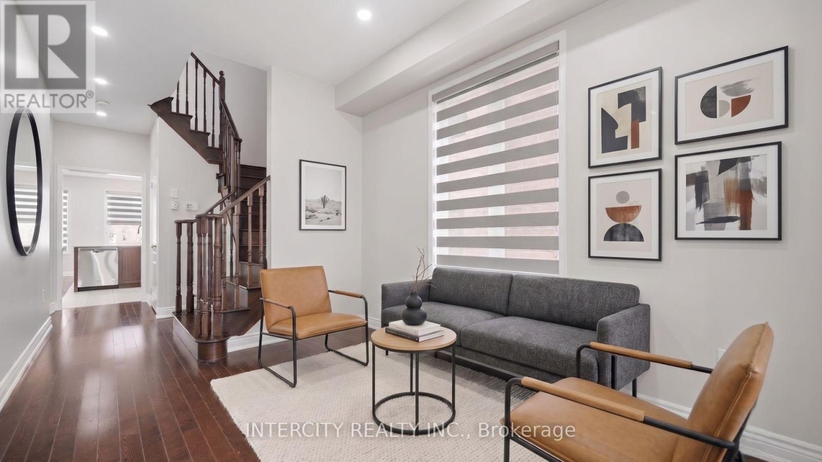55 LOFTSMOOR DRIVE - 11