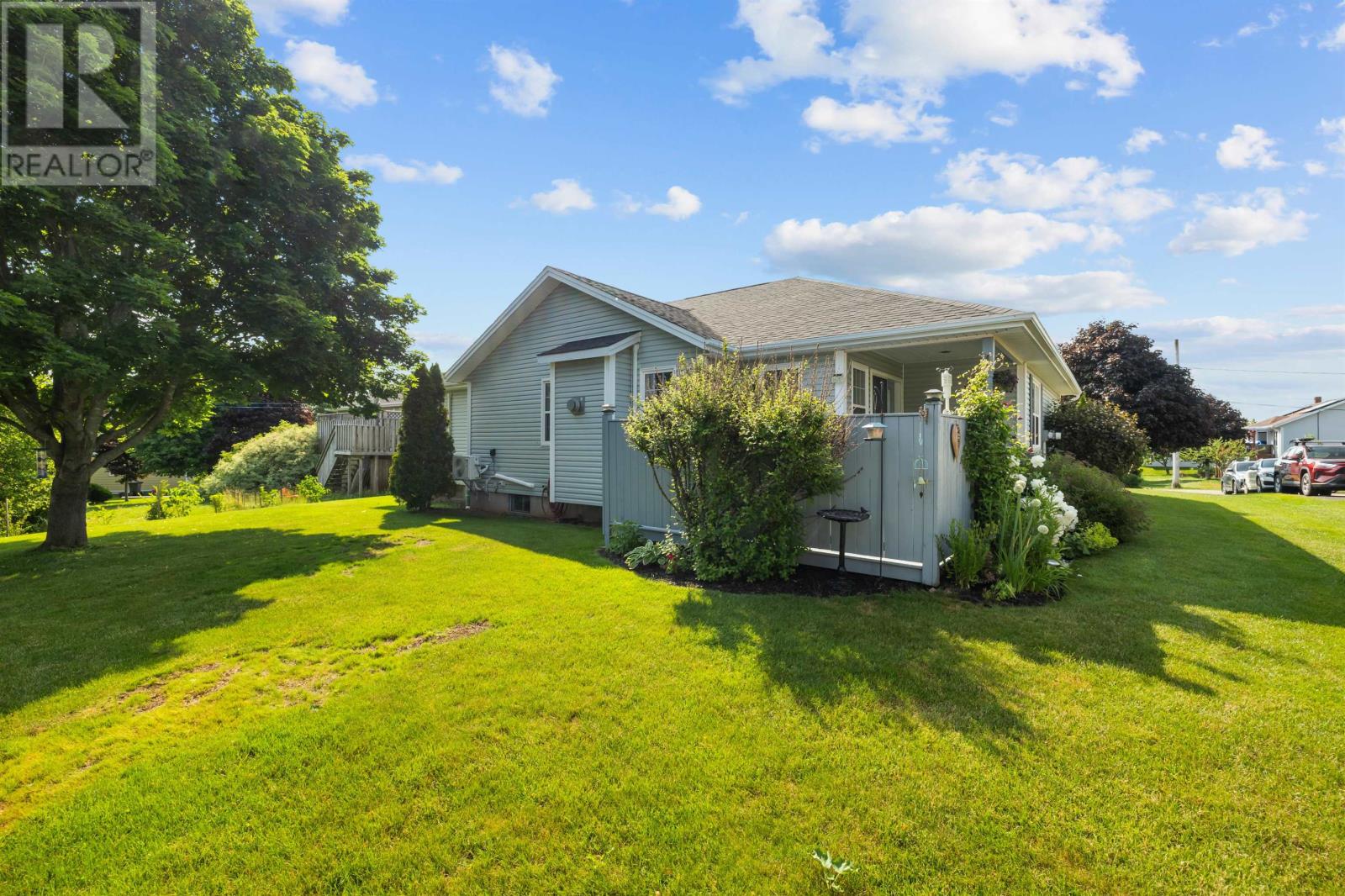 46 Liberty Crescent - 43