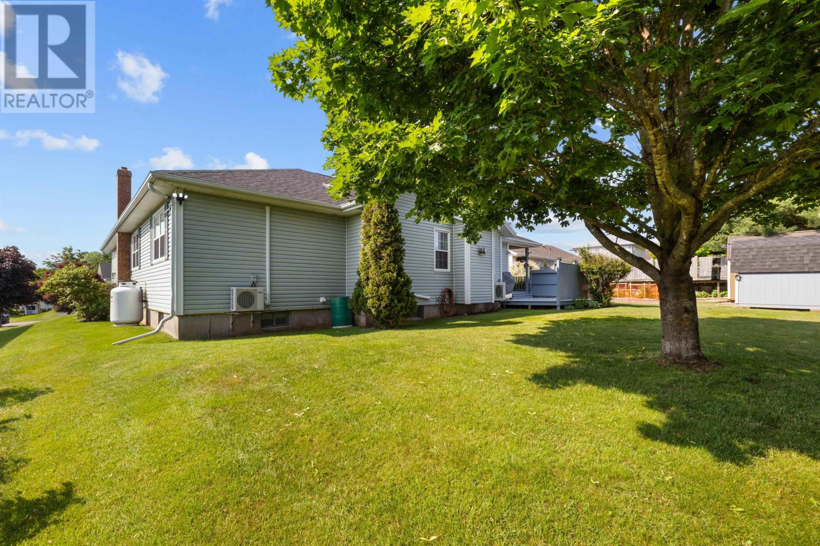 46 Liberty Crescent - 44