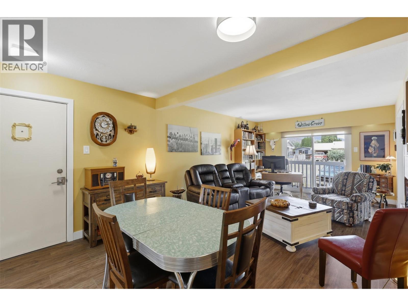 #205 825 Hill Street - 11