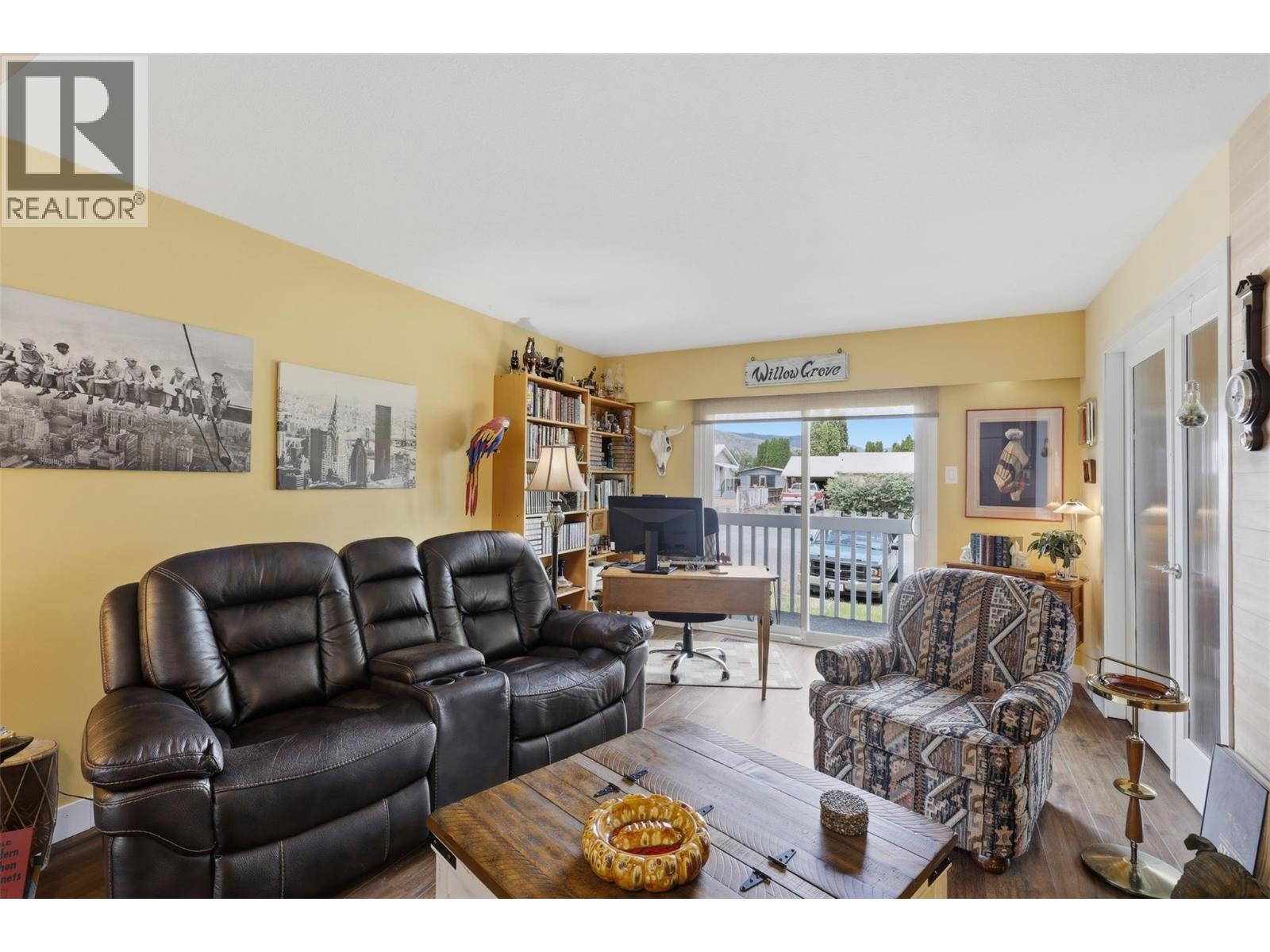 #205 825 Hill Street - 13