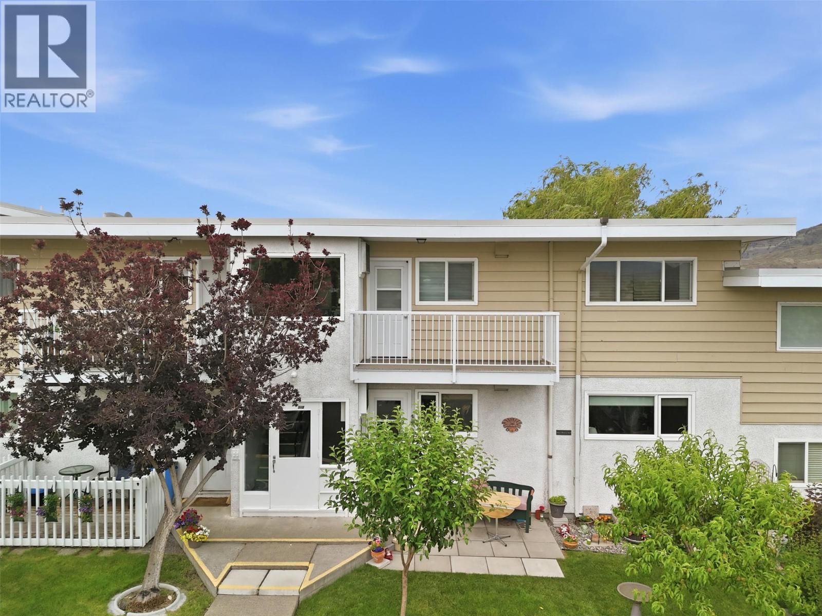 #205 825 Hill Street - 2