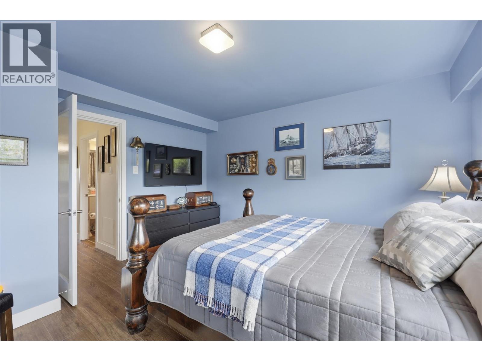 #205 825 Hill Street - 22