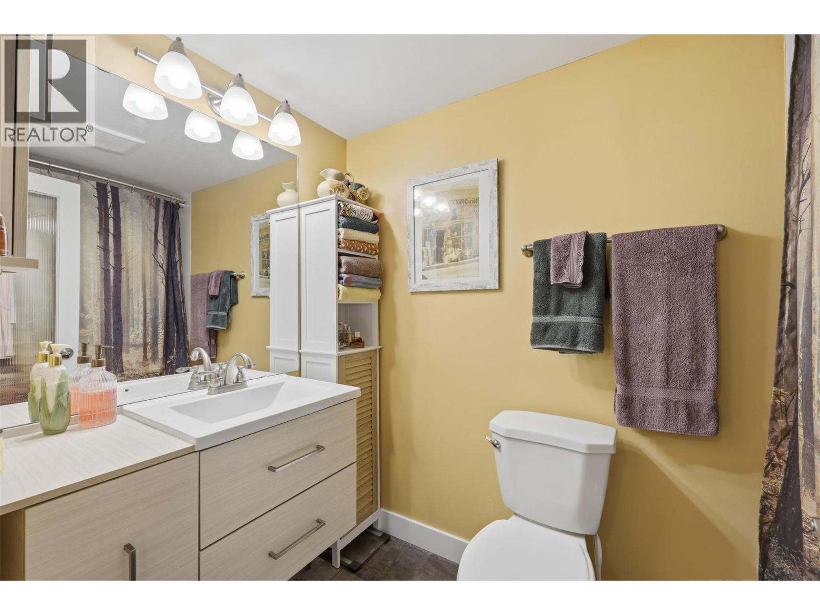 #205 825 Hill Street - 24