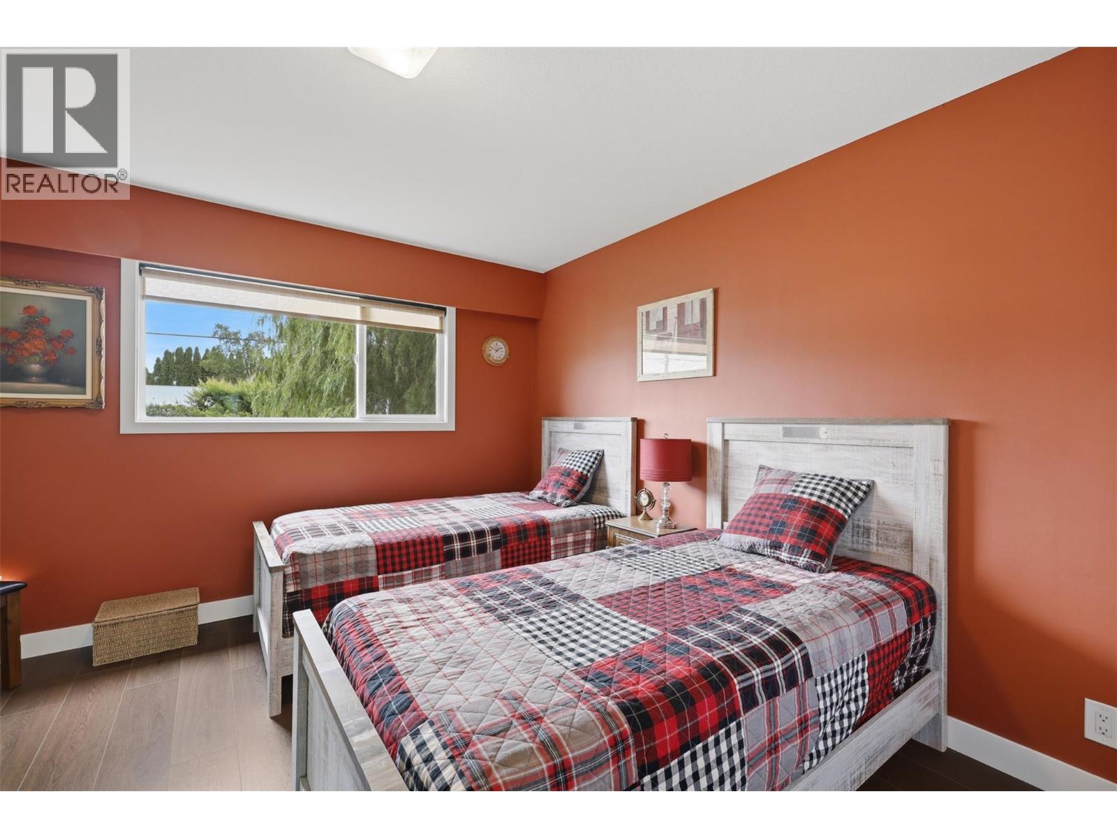 #205 825 Hill Street - 25