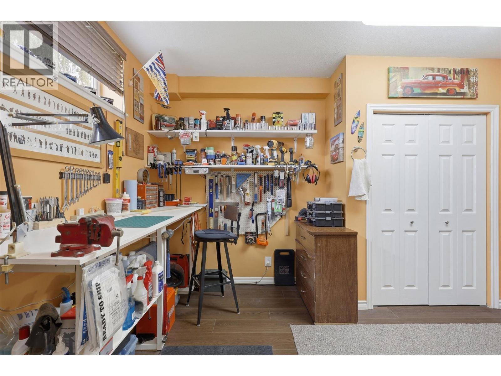 #205 825 Hill Street - 37