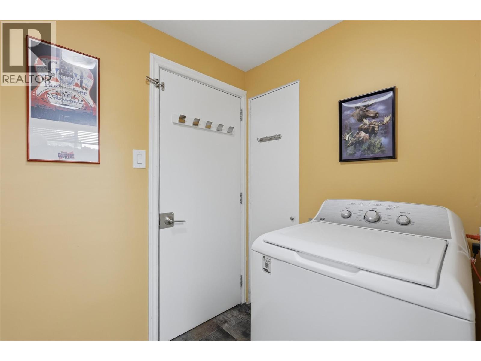 #205 825 Hill Street - 41
