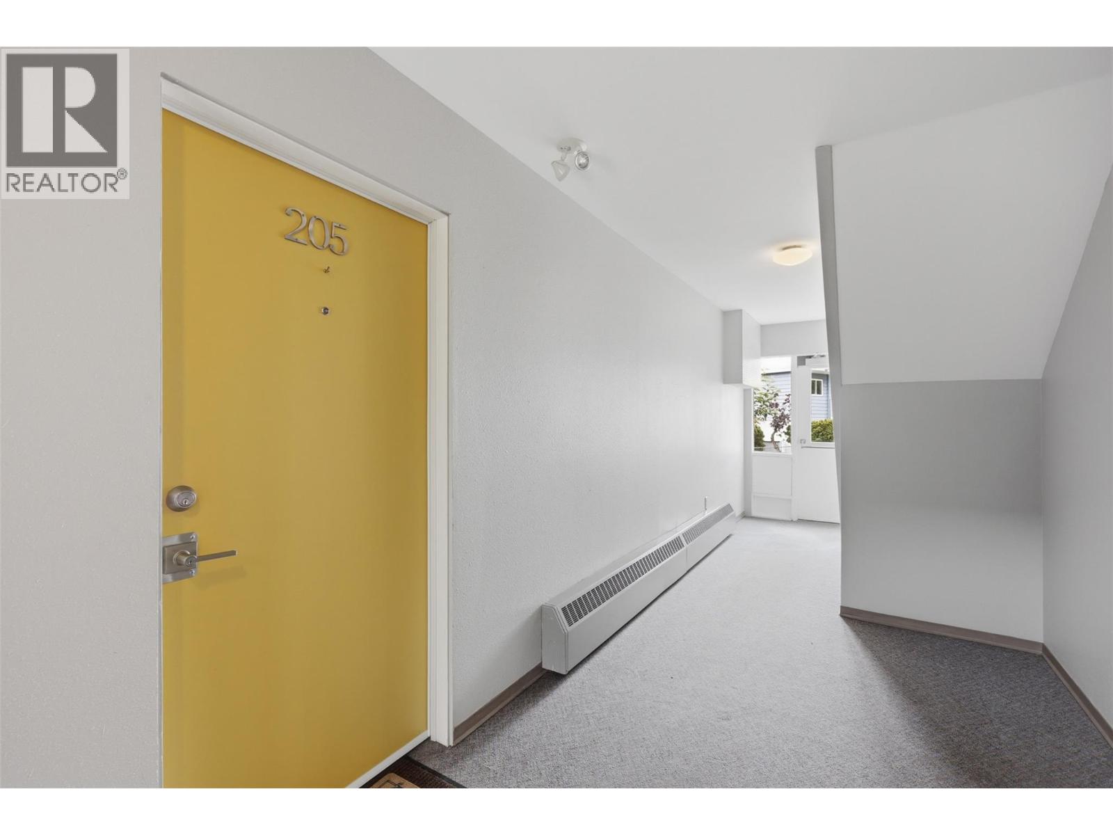 #205 825 Hill Street - 50