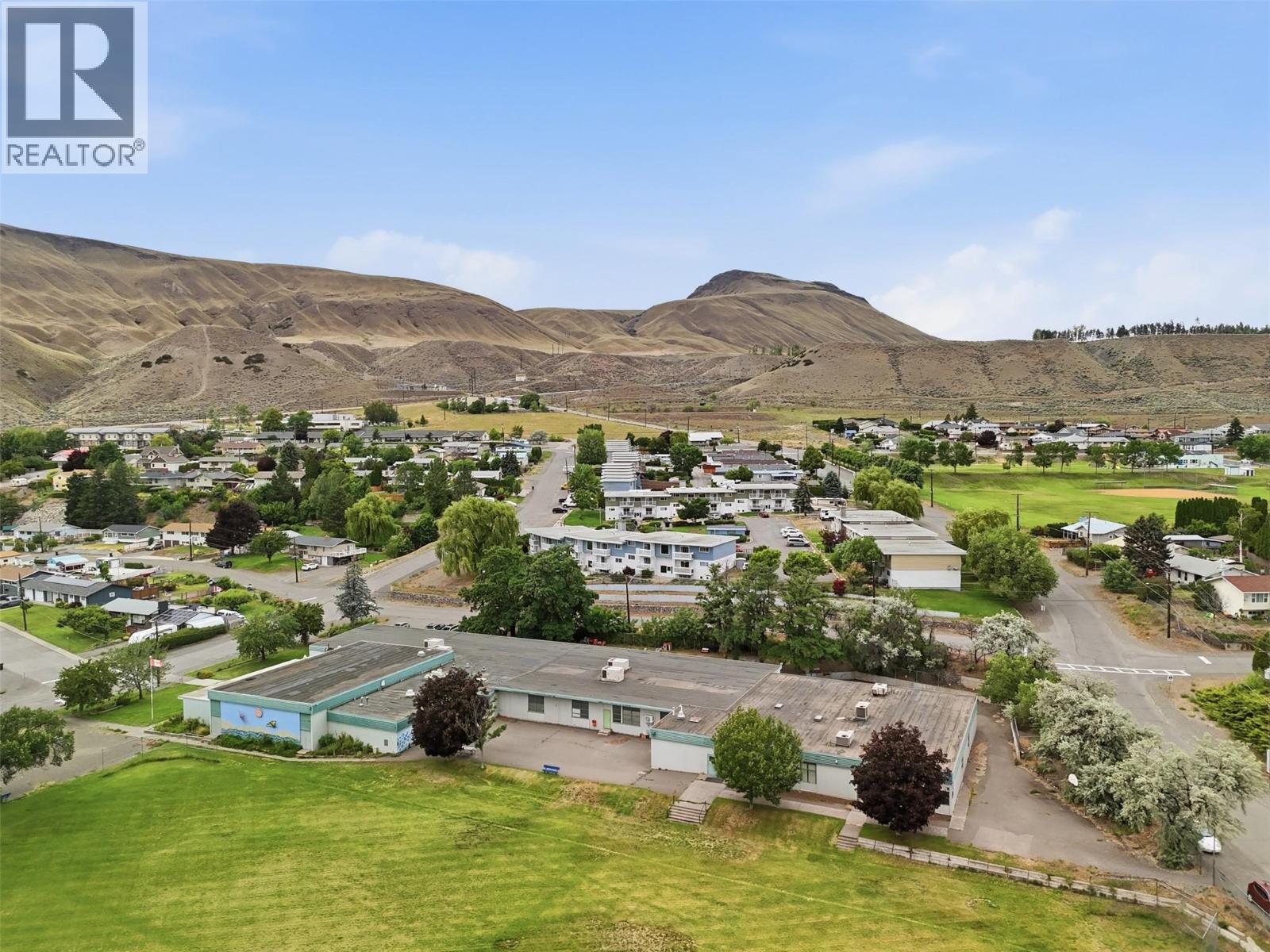 #205 825 Hill Street - 66